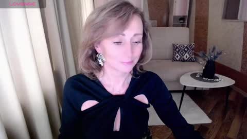 Helen online show from 02/01/25, 05:28