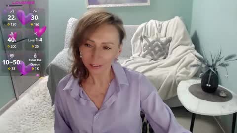 Helen online show from 10/13/25, 06:24