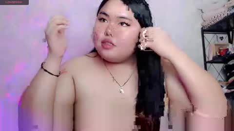 Snapshot of veronicakisses chatting on 05/17/26, 01:29 MS. VERONICA 22 I love Aza 3 online show from 05/17/26, 01:29