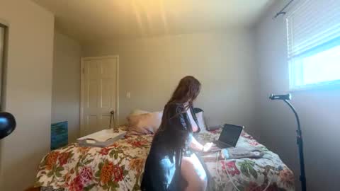 Veronica Lake online show from 01/14/26, 07:41