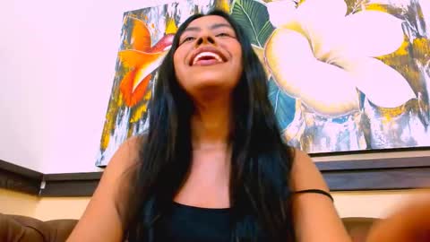 Snapshot of veronicarobles chatting on 11/12/25, 08:30 Veronica Robles online show from 11/12/25, 08:30