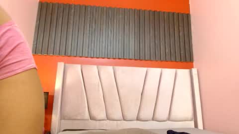 Snapshot of veronicarobles chatting on 11/19/25, 07:03 Veronica Robles online show from 11/19/25, 07:03