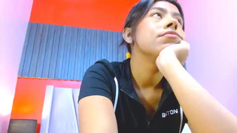 Snapshot of veronicarobles chatting on 07/10/26, 06:10 Veronica Robles online show from 07/10/26, 06:10