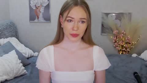 Snapshot of veronikamitchel chatting on 02/11/25, 09:56 Veronika online show from 02/11/25, 09:56