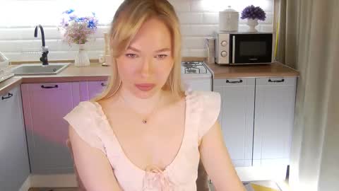 Veronika online show from 10/29/25, 05:36