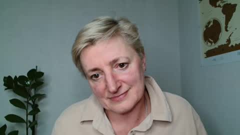 Snapshot of verony_ chatting on 03/10/25, 06:01 verony_ online show from 03/10/25, 06:01