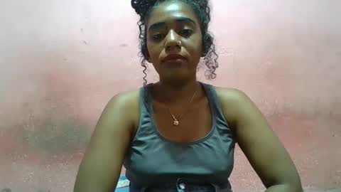 Snapshot of verronique1511 chatting on 02/04/25, 04:05 verronique1511 online show from 02/04/25, 04:05