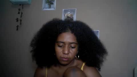 Snapshot of verronique1511 chatting on 04/17/26, 03:37 verronique1511 online show from 04/17/26, 03:37