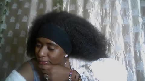 Snapshot of verronique1511 chatting on 06/10/26, 07:24 verronique1511 online show from 06/10/26, 07:24