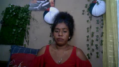 Snapshot of verronique1511 chatting on 06/25/26, 07:13 verronique1511 online show from 06/25/26, 07:13