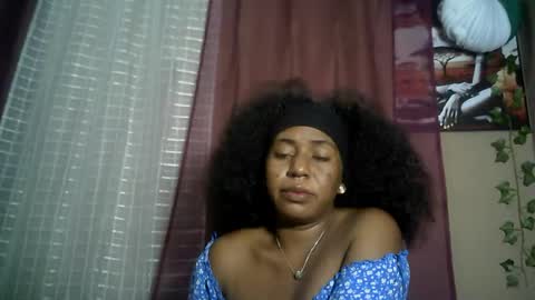 Snapshot of verronique1511 chatting on 07/10/26, 04:53 verronique1511 online show from 07/10/26, 04:53