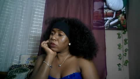 Snapshot of verronique1511 chatting on 07/12/26, 06:10 verronique1511 online show from 07/12/26, 06:10