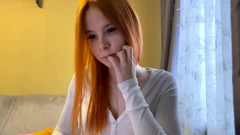 Snapshot of vertiegartrell chatting on 05/17/26, 10:22 Lina online show from 05/17/26, 10:22