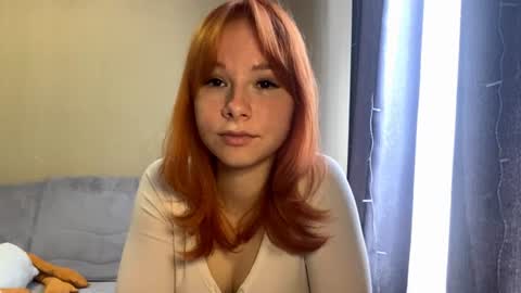 Snapshot of vertiegartrell chatting on 07/16/26, 01:44 Lina online show from 07/16/26, 01:44