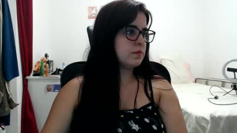 Snapshot of veruca99 chatting on 06/09/26, 11:16 veruca99 online show from 06/09/26, 11:16