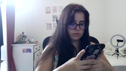 Snapshot of veruca99 chatting on 06/10/26, 06:29 veruca99 online show from 06/10/26, 06:29
