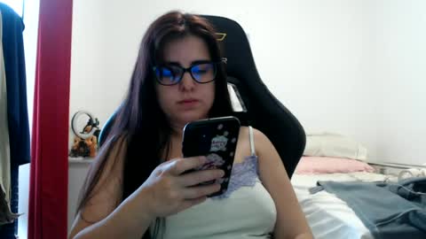 Snapshot of veruca99 chatting on 06/22/26, 12:57 veruca99 online show from 06/22/26, 12:57