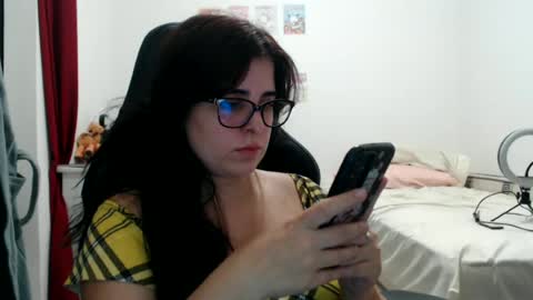 Snapshot of veruca99 chatting on 07/01/26, 12:56 veruca99 online show from 07/01/26, 12:56