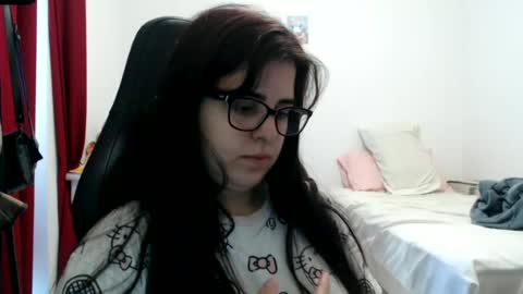 Snapshot of veruca99 chatting on 07/03/26, 01:28 veruca99 online show from 07/03/26, 01:28