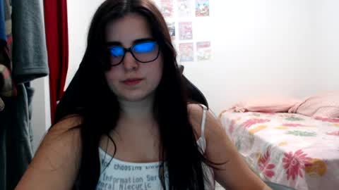 Snapshot of veruca99 chatting on 08/02/26, 12:20 veruca99 online show from 08/02/26, 12:20