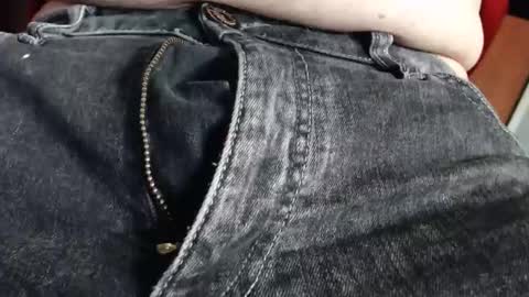 Erik online show from 03/10/25, 03:41