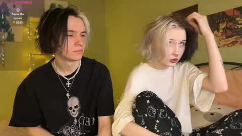 veryraretwins online show from 12/01/25, 12:48