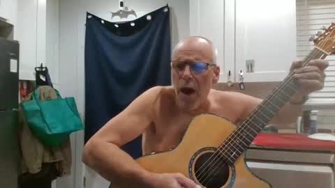 Snapshot of verysmallpeni chatting on 12/13/24, 09:24 verysmallpeni online show from 12/13/24, 09:24