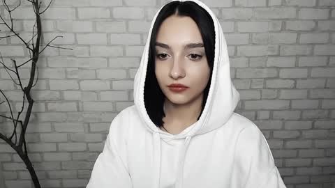 Ana online show from 02/06/25, 02:48