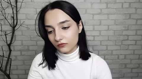 Ana online show from 02/18/25, 06:04