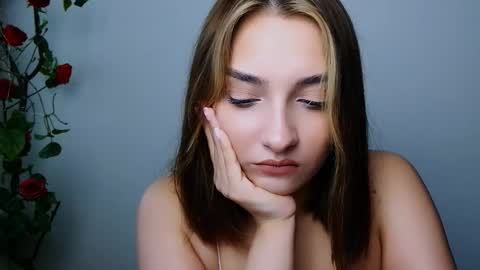 Ana online show from 11/22/25, 01:21