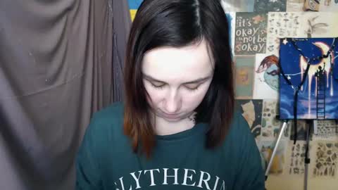 veryveryvery_shy online show from 02/18/25, 10:38