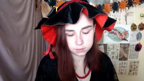 veryveryvery_shy online show from 10/31/25, 06:25