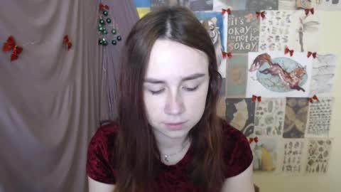 veryveryvery_shy online show from 12/16/25, 07:57