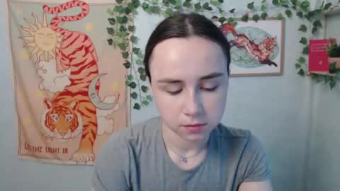 veryveryvery_shy online show from 05/23/26, 05:34