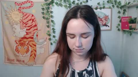 Snapshot of veryveryvery_shy chatting on 06/18/26, 09:14 veryveryvery_shy online show from 06/18/26, 09:14