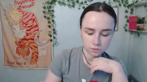 Snapshot of veryveryvery_shy chatting on 07/02/26, 05:35 veryveryvery_shy online show from 07/02/26, 05:35