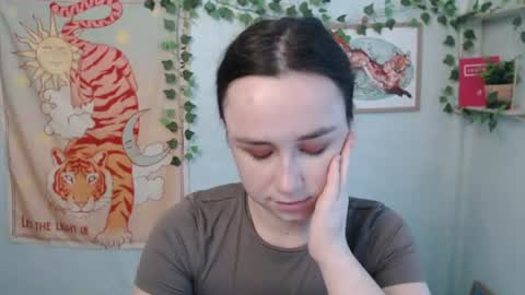 Snapshot of veryveryvery_shy chatting on 07/14/26, 10:21 veryveryvery_shy online show from 07/14/26, 10:21