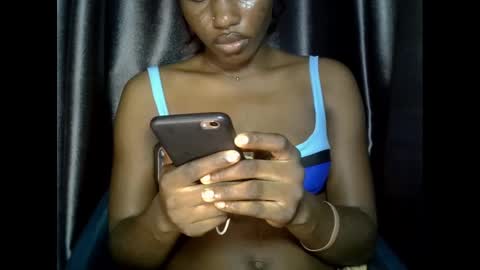 verywetpussy  online show from 11/21/25, 04:49