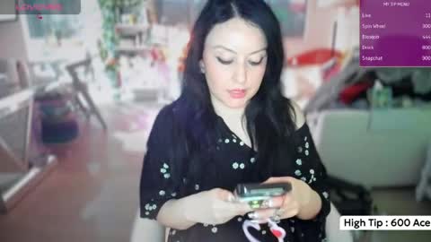 vesafine online show from 03/23/26, 01:53