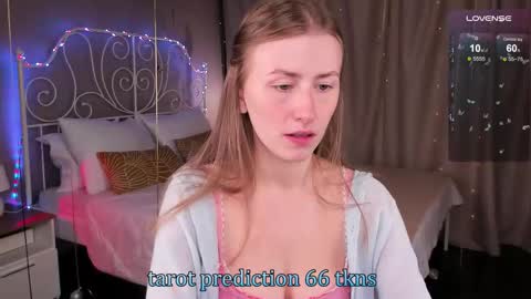 Snapshot of vespera_celeste chatting on 09/19/25, 12:23 Celeste online show from 09/19/25, 12:23