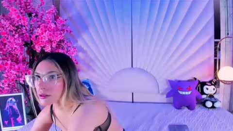 Vesper Velvet  online show from 03/28/26, 04:56