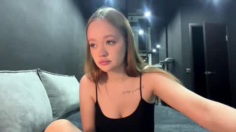 Esta online show from 11/12/25, 02:28