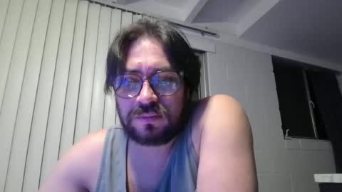 vesturelove online show from 11/02/25, 02:36