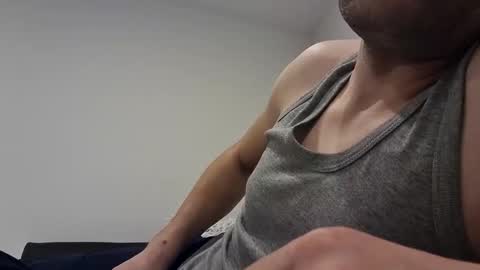 Snapshot of vetycumm chatting on 12/02/25, 09:32 vetycumm online show from 12/02/25, 09:32