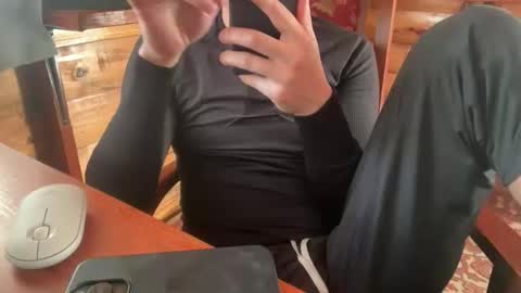 HendasWerout online show from 11/26/25, 10:44