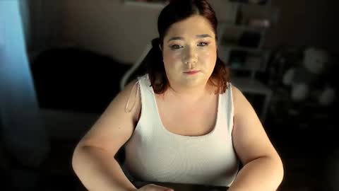 Snapshot of vi__vixen chatting on 11/16/25, 11:16 Vi Vixen online show from 11/16/25, 11:16