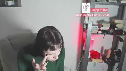 Snapshot of vi_vikkk chatting on 02/24/25, 02:26 VIKA online show from 02/24/25, 02:26