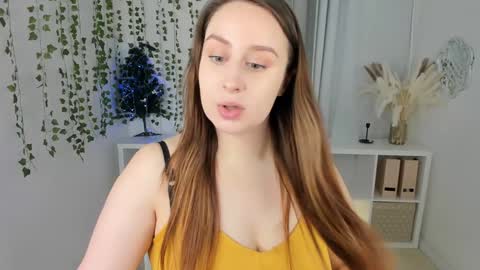 Camilla online show from 12/15/24, 11:45