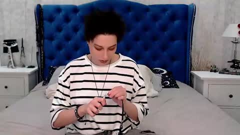 Snapshot of via_mayer chatting on 07/11/26, 08:06 Via online show from 07/11/26, 08:06