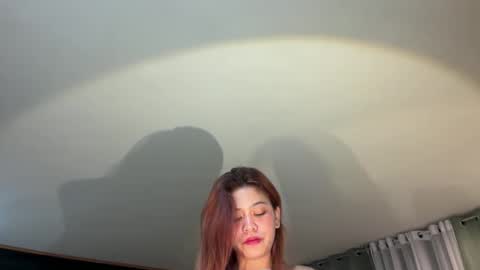 via_olala online show from 10/23/25, 08:02